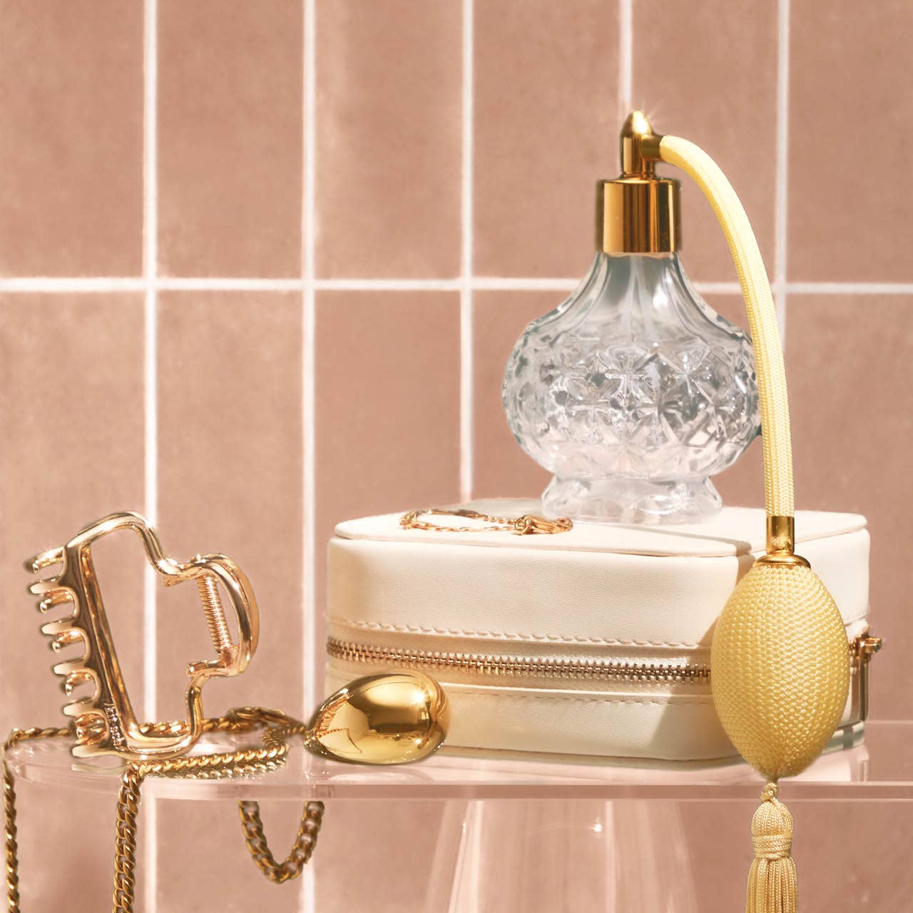 Metal Medium Open Shape Puffy Claw Clip